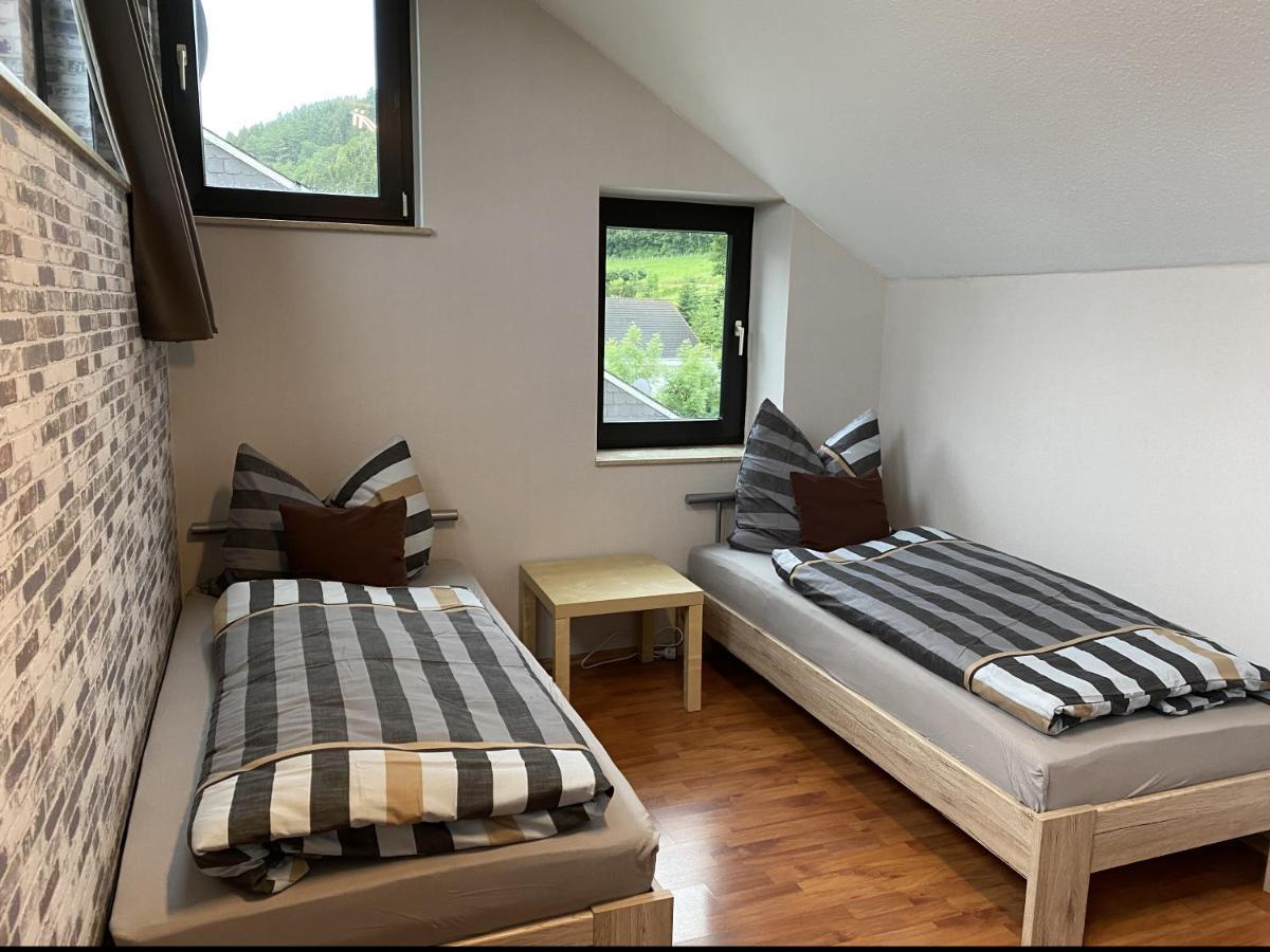 Ferienwohnung Koelbel Familienurlaub In Der Natur Schmallenberg Buitenkant foto